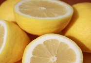 12 Unbelievable Health Advantages Of Lemons