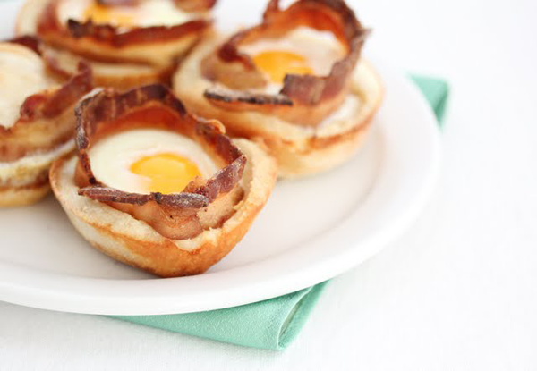 Egg and Bacon English Muffin